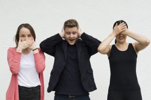 Siento que los demás me juzgan continuamente